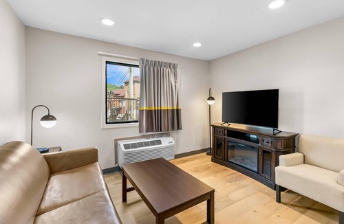 Helen Hotel | Quality Inn