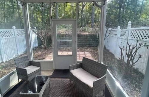 Enterprise House | Quiet neighborhood conveniently located to Ft Novosel/downtown Enterprise!