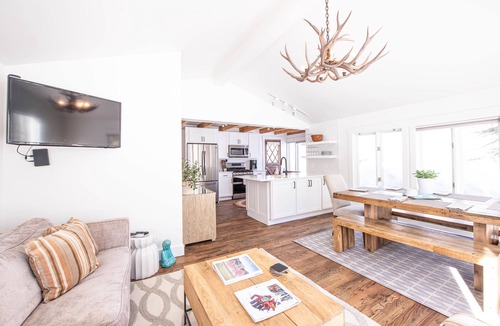 Crested Butte House | Rare newly remodeled gem perfectly located in town