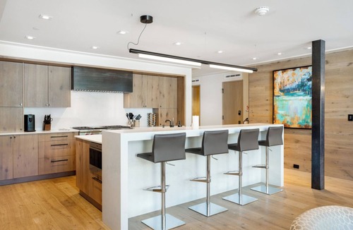 Vail Condo | Red Lion Penthouse | 5BR Luxury Condo, Rooftop Hot Tub