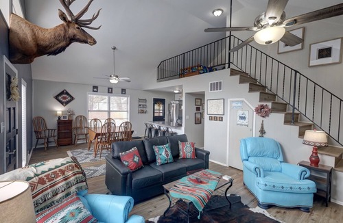 Taos Ski Valley House | Red River Retreat