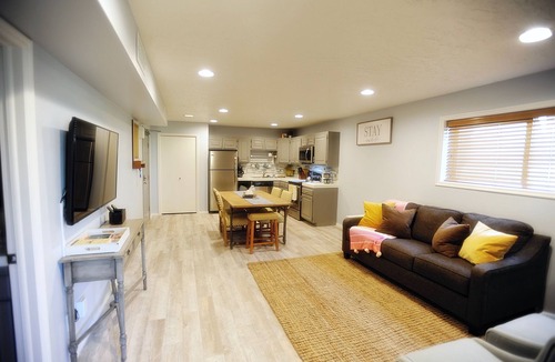 St. George Condo | Relax in the Sun Extremely Clean with Fast Internet great amenities 10% Discount