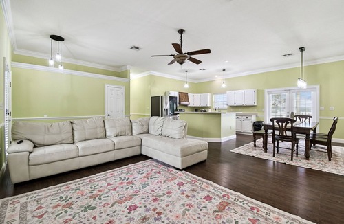 Dade City House | Relaxing Retreat for Families & Friends