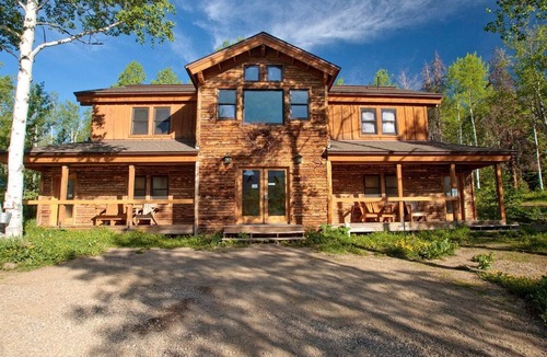 Clark Cabin | Remote Cabin Rental near Pearl Lake in Mountains of Clark, Colorado