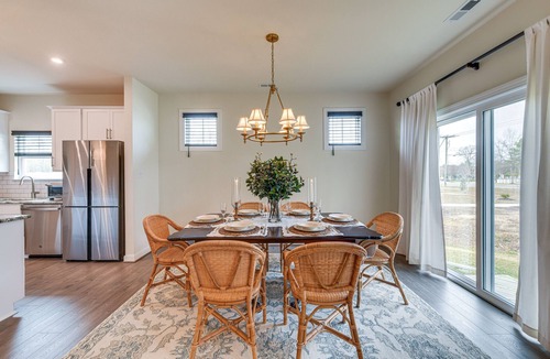 Bermuda House | Remote Work-Friendly Meadowville Landing Getaway