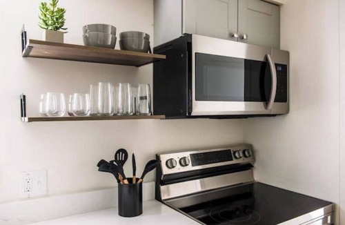 Fairpark Condo | Renovated Beautiful condo Downtown 10min Airport