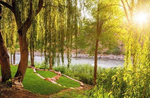 Glenwood Springs House | River Magic on the Roaring Fork. A perfect base for mountain adventures!