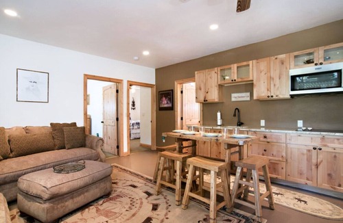 Glenwood Springs Apartment | Rivers` Edge Condo w/Private Beach, 33 mi 2 Aspen