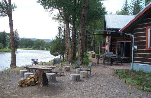 South Fork Cabin | Riverside Meadows Studio Cabin on the Rio Grande - Discounted Golf, Raft & Kayak