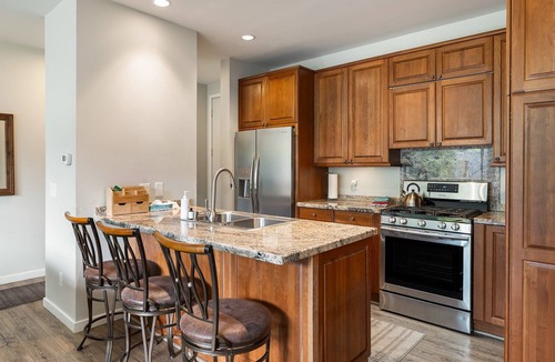 Old Town Condo | Riverside Retreat 2 Bedroom Condo