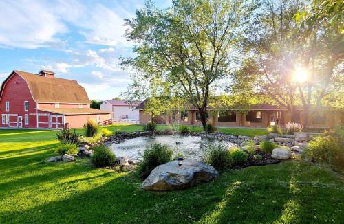 Silt House | Romantic Rustic Luxury on 21-acre Private Ranch #4
