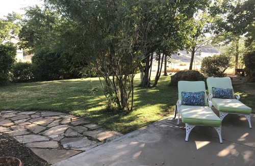 La Verkin House | Rose Cottage Retreat nearby Zion National Park