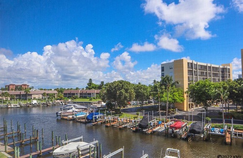 South Island Condo | ROYAL PELICAN 344 - FUN IN THE ISLAND SUN FOR BARGAIN PRICE!