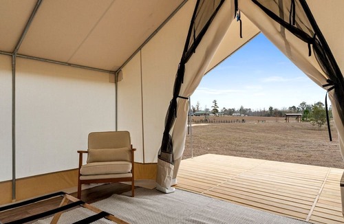 Wewahitchka RV Rental | Rustic Luxury Glamping Experience with Lakes, Wildlife & Adventure in Wewahitchka, Florida