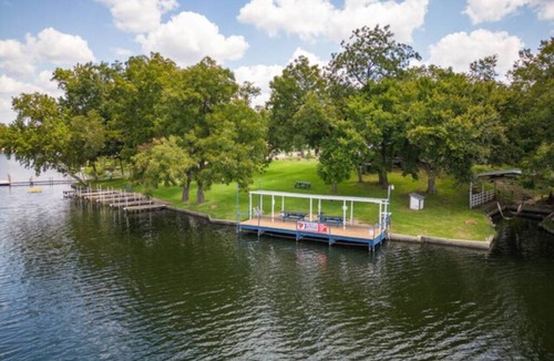 Burnet RV Rental | RV Site - Pull Through 40