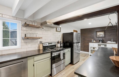 Cottonwood Heights House | Saddle House w/Saloon| Hot Tub | Fireplace | Ski House