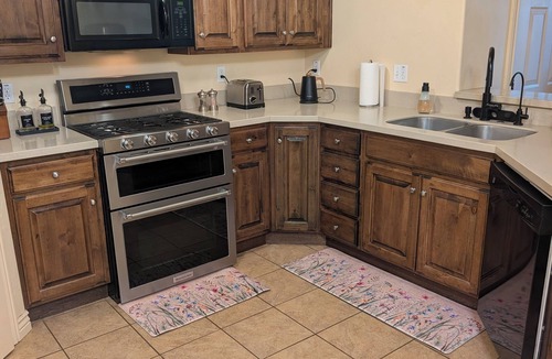Vernal Condo | Sage Hollow is a cozy, modern, mid level condo in the heart of town.