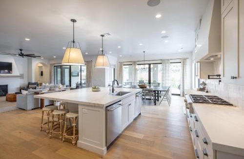 St. George House | Sand Cove Villa