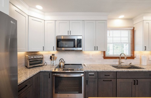 Northeast Virginia Beach Condo | Sandy Bottom VB North End