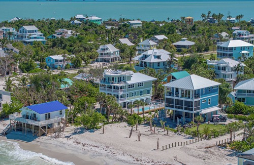 Jose's Hideaway House | Serendipity - Pool; 2 Golf Carts: Club Membership; THIS IS LUXURY!