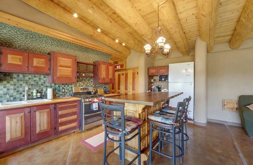 Petaca House | Serene, Family-Sized Off Grid Earthship w/Big Mtn