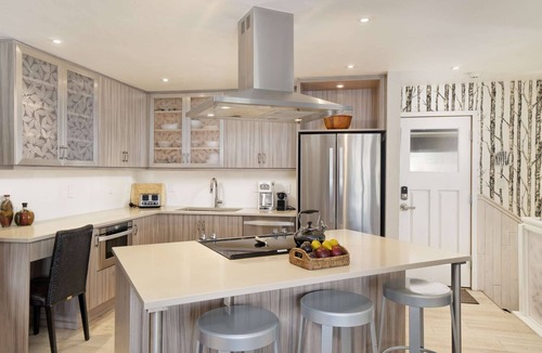 Snowmass Village Condo | Shadowbrook Snowmass Condo with Mountain Views, Pool/Hot Tub, FP, Balcony, Bonus Sleeping Den