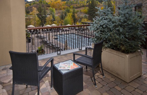 Avon Condo | Ski both BC & Vail, Ski in/out, Pool & BC Mountain View, Ski Valet, Hot Tub