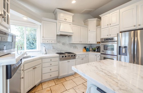 Granite House | Ski, Hike & Bike: 4,000 Sq Ft Bell Canyon Retreat
