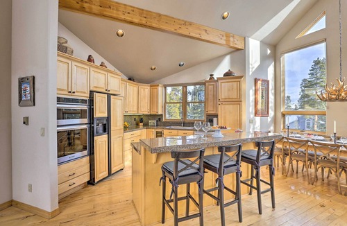 Warrior's Mark West House | Ski-In/Out Breckenridge Gem w/Hot Tub!
