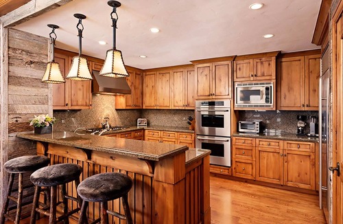 Avon Ski Chalet | Ski-In/Out Penthouse | 9th Floor Ritz-Carlton Bachelor Gulch | By Cuvée