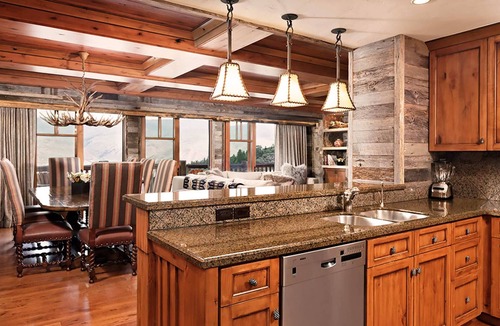 Avon Ski Chalet | Ski-In/Out Penthouse | 9th Floor Ritz-Carlton Bachelor Gulch | By Cuvée