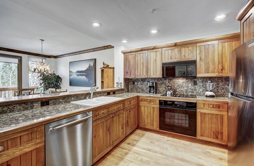 Beaver Creek Condo | Ski In/Ski Out 1 Br 2 Bath Condo in Elkhorn