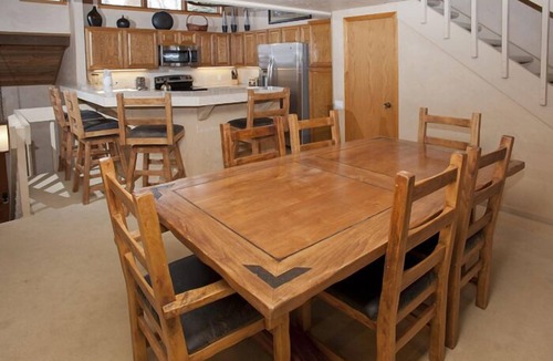 Beaver Creek House | Ski in/Ski Out from This Mountainside Home! Tons of Updates