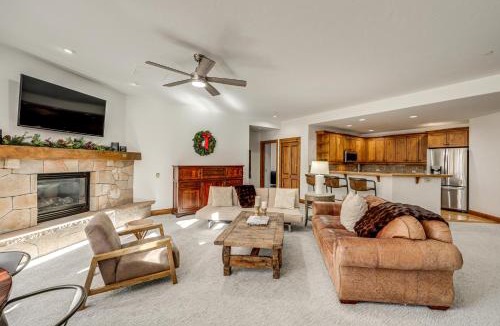 Edwards House | Ski-In/Ski-Out! Large Arrowhead Condo w/Balcony