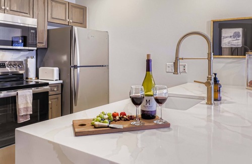 Copper Mountain Village Apartment | Ski-In/Ski-Out/Slope Views, Luxury, Village Center, King Bed+Deck