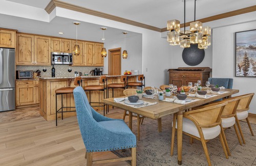Highlands Townhomes House | Ski-In/Ski-Out + Views | Chalet Bravura