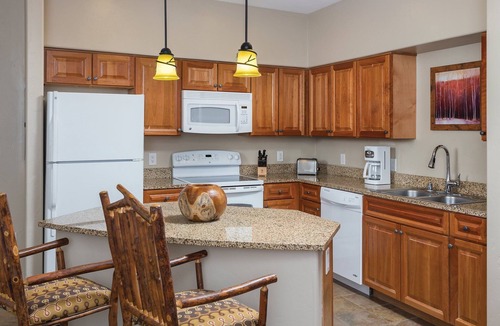 Steamboat Springs Resort | 🎿 Ski Paradise at Wyndham Steamboat Springs -2 Bedroom Villa - Sleeps 6!