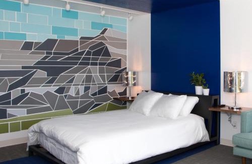 Green River Hotel | Skyfall Guestrooms