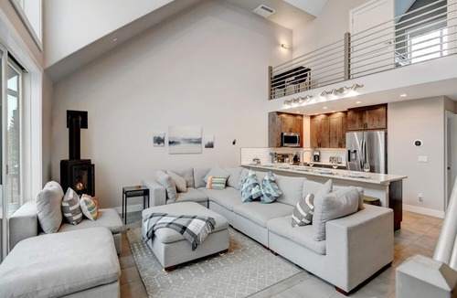 Old Town House | Slopeside Villa 135 I Private Hot Tub I Ski Views I Bunk Room I Fire Table I Discounted Attractions