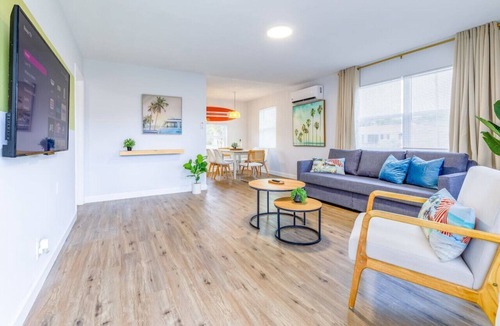 Coral Ridge Apartment | Spacious 2BR Beach Retreat - Sleeps 6 - 5-Min to Sand