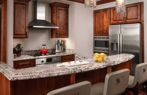 Vail Resort | Spacious 3-bedroom, 3.5 Bath Exclusive Ritz-Carlton Resort in gorgeous Vail