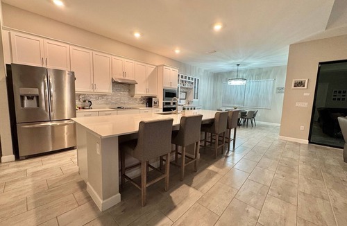 Gateway House | Spacious 4-bedroom pool house in Fort Myers with Resort Style Amenities