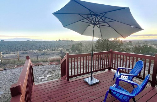 Arroyo Hondo House | Spacious 4BR Hondo Mesa Home, Panoramic Mountain Views & Easy Ski Valley Access