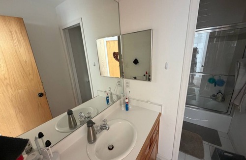 Edwards House | Spacious 5-bedroom townhome in fabulous Edwards with fitness room