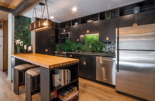 Downtown Apartment | Spacious & Central Aspen 1BR with AC!