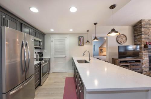 Winter Park Apartment | Spacious Fraser Crossing Founders Pointe Condo with Balcony and Village Views condo