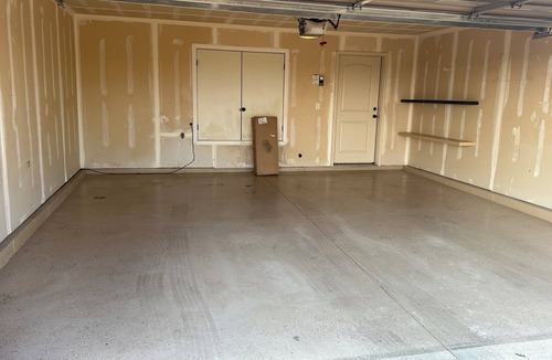 Springville House | Spacious fully loaded 4-bedroom townhome sleeps 12 freeway access next to BYU