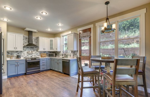 Glenwood Springs House | Spacious Glenwood Springs Getaway w/Game Room!