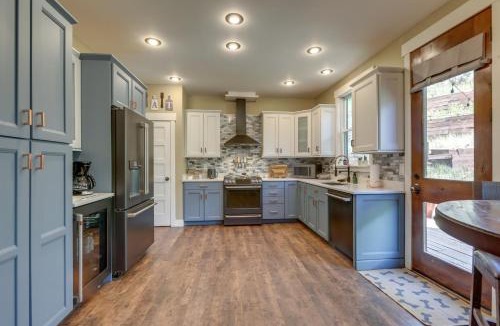 Glenwood Springs House | Spacious Glenwood Springs Getaway w/Game Room!