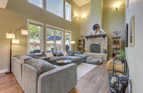Glenwood Springs House | Spacious Glenwood Springs Getaway w/Game Room!